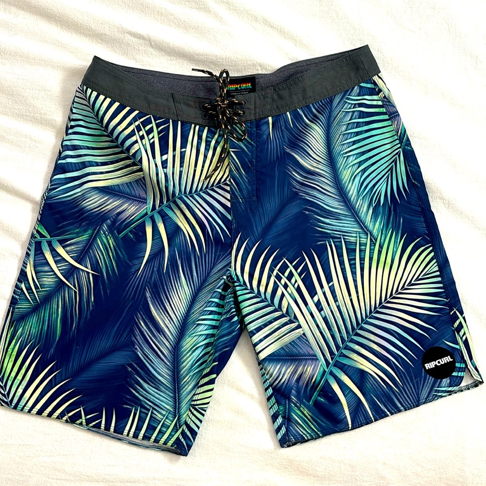 Rip Curl Board Shorts! Like new! size 34